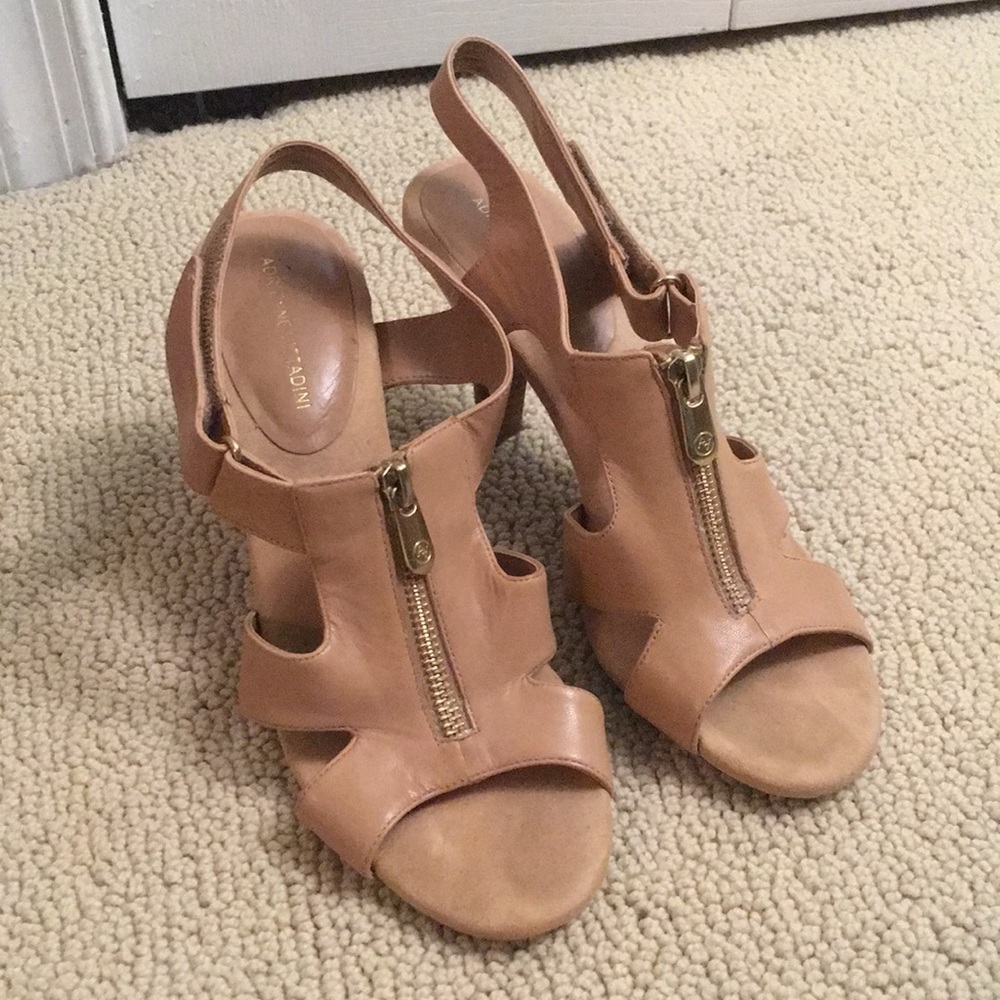 Adrienne Vittadini heels